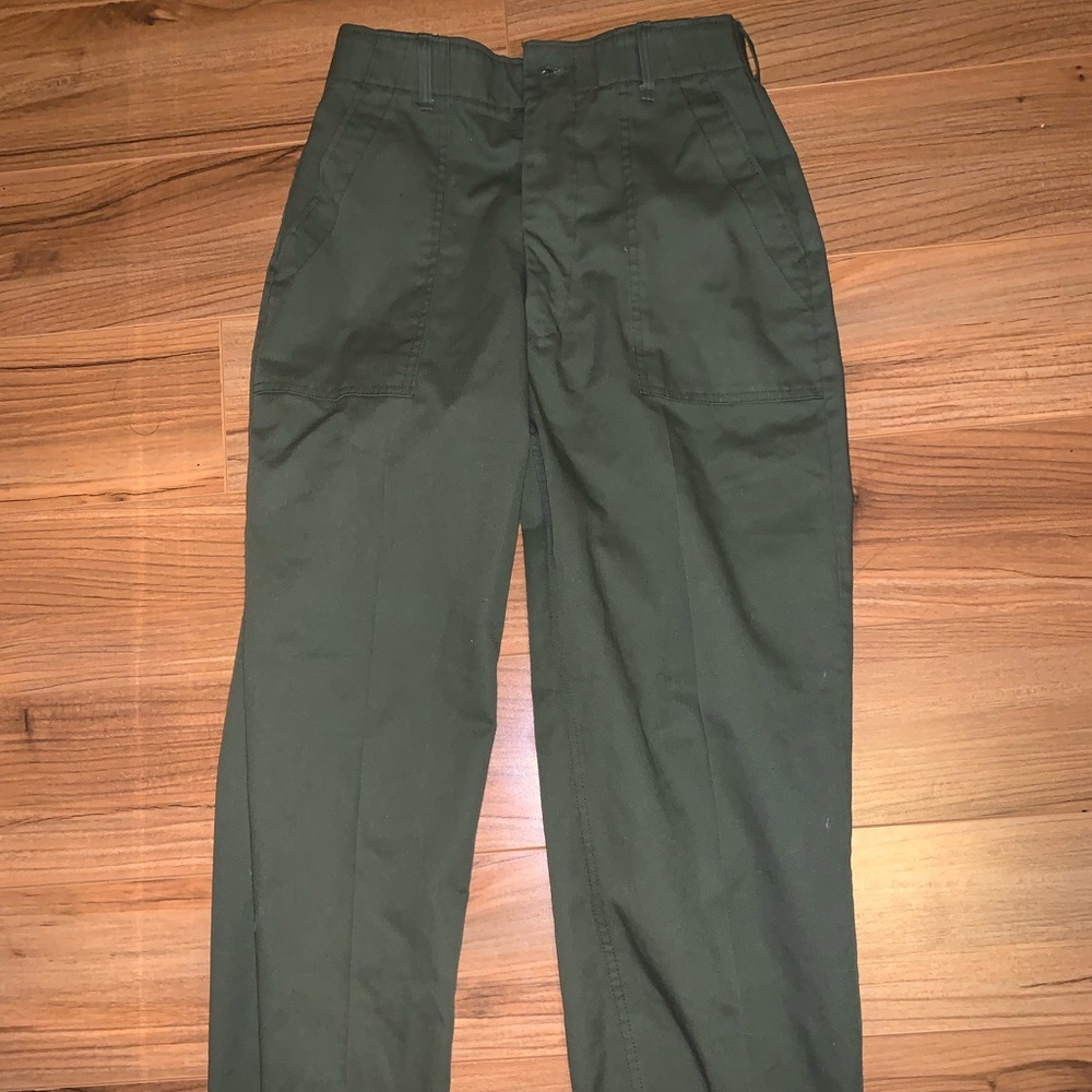 Brandy Melville green cargo pants